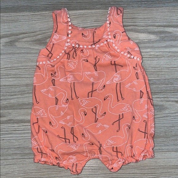 ⭐Carter’s Baby Girls One-Piece Romper Size 3 Months⭐ - Picture 1 of 3